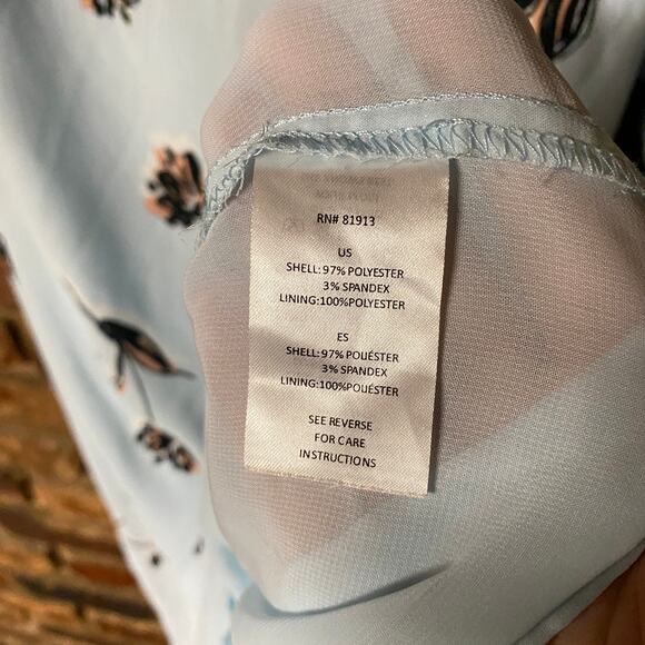 C & E Blue Hummingbird Floral Bell Sleeve Mini Shift Dress Women's Size XS - Picture 5 of 6